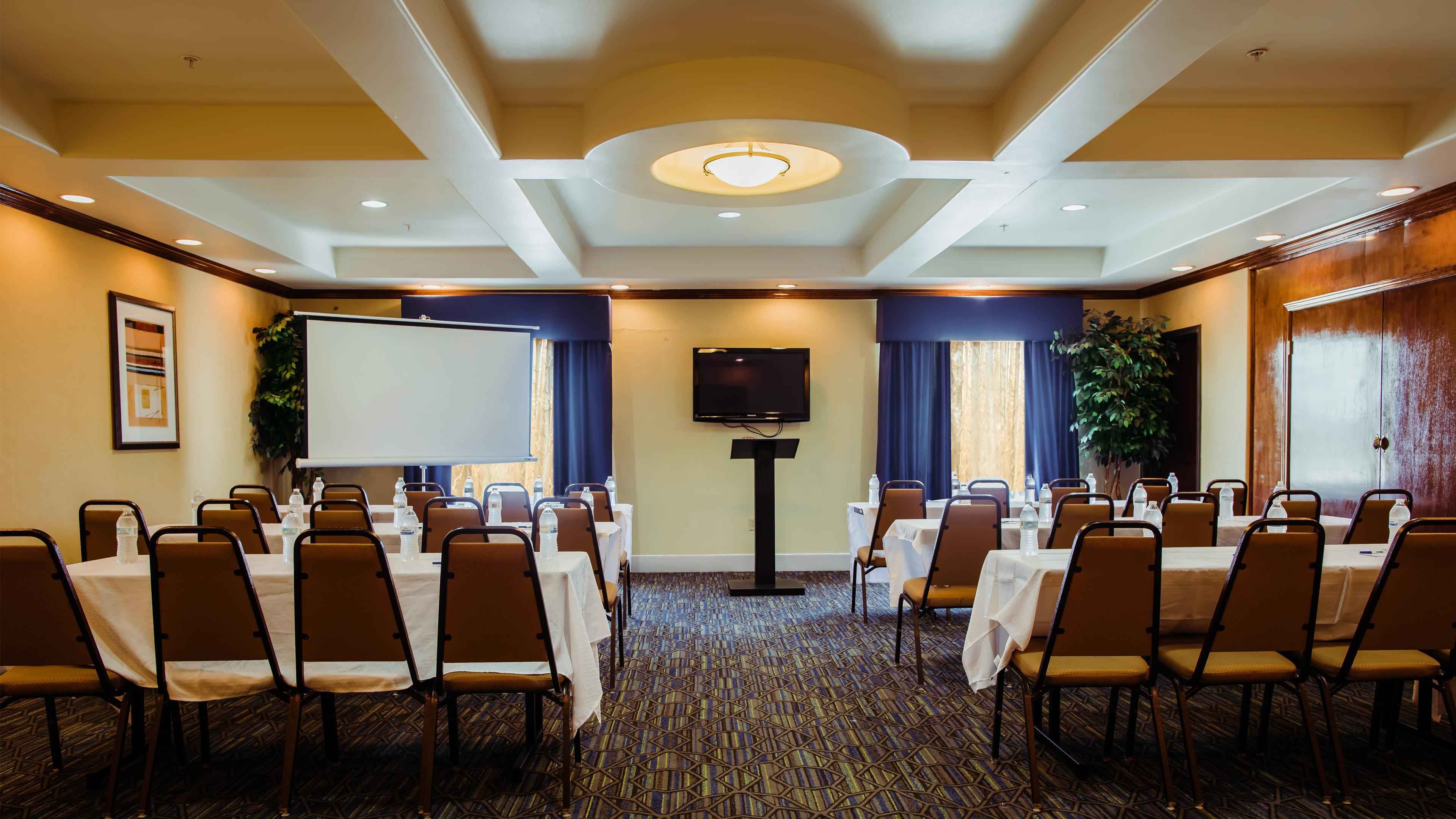 Holiday Inn Express Hotel & Suites Waller By Ihg Ngoại thất bức ảnh