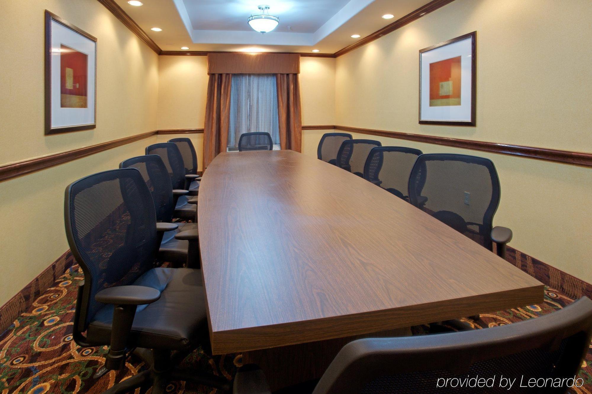 Holiday Inn Express Hotel & Suites Waller By Ihg Ngoại thất bức ảnh