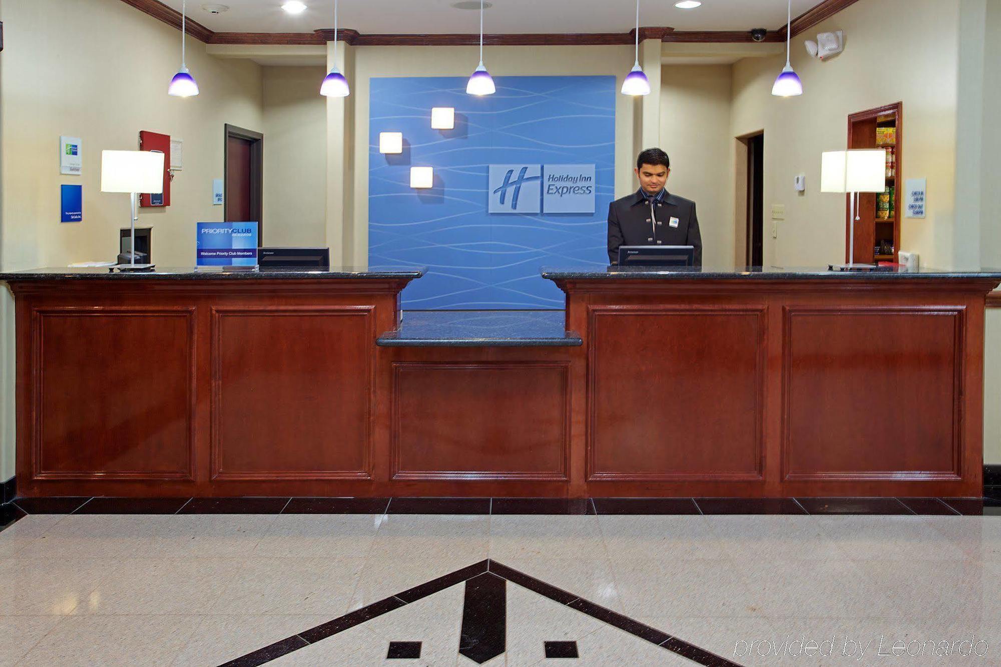 Holiday Inn Express Hotel & Suites Waller By Ihg Ngoại thất bức ảnh