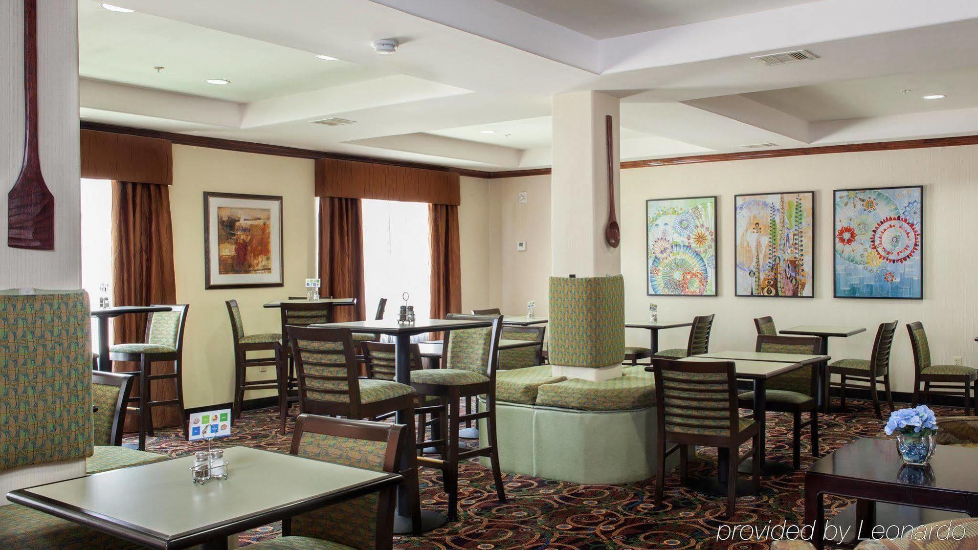 Holiday Inn Express Hotel & Suites Waller By Ihg Ngoại thất bức ảnh