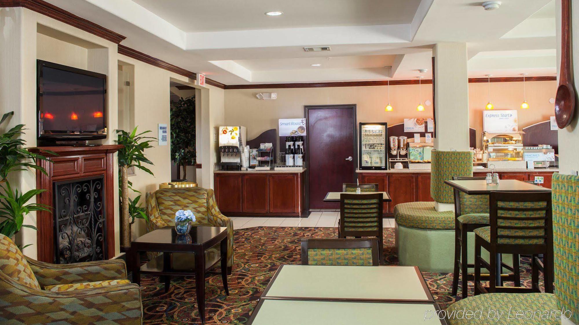 Holiday Inn Express Hotel & Suites Waller By Ihg Ngoại thất bức ảnh